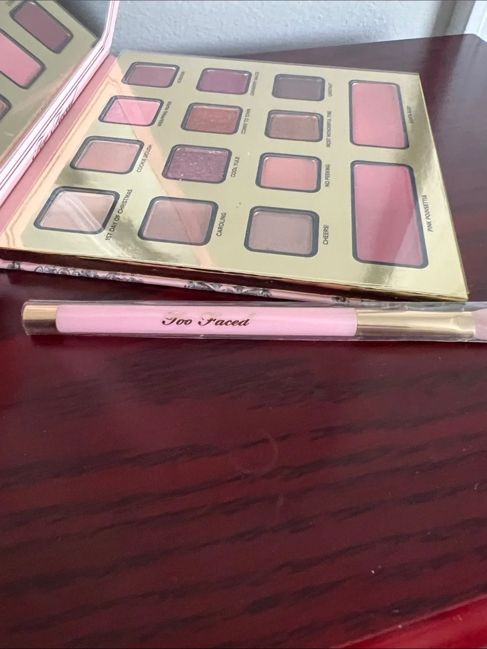 Too Faced Eyeshadow & Cheek Palette w/ Brush